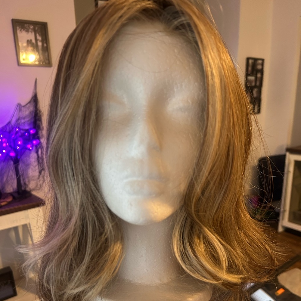 Belle Tress Isabel wig